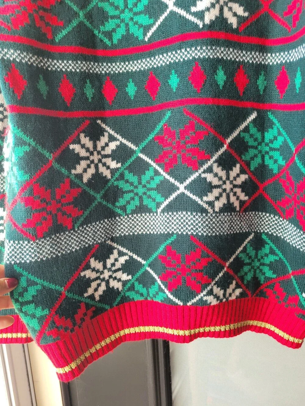 33 Degrees Christmas Unisex sweater  gift tag 